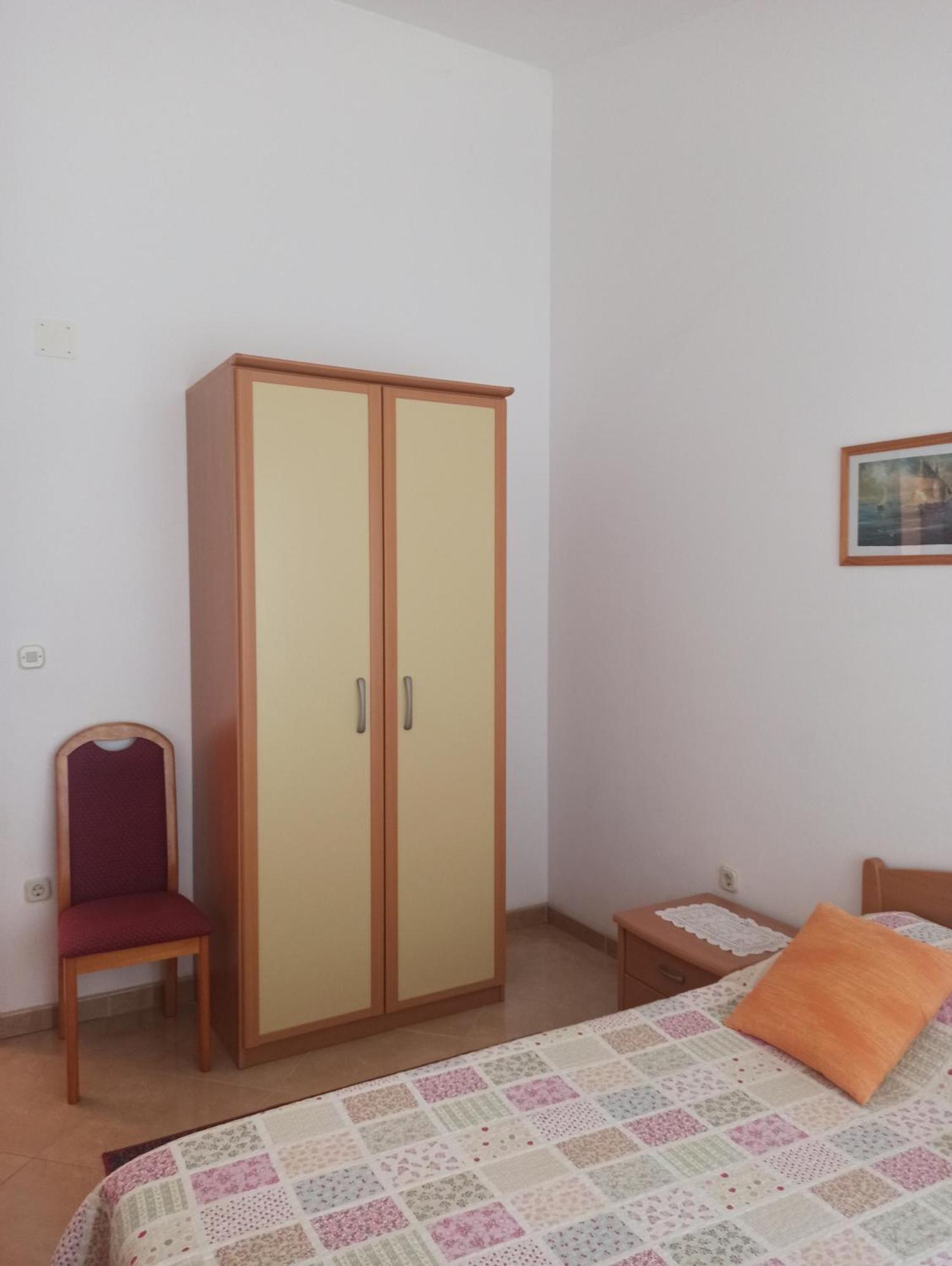 Apartments By The Sea Podgora, Makarska - 2593 Room photo